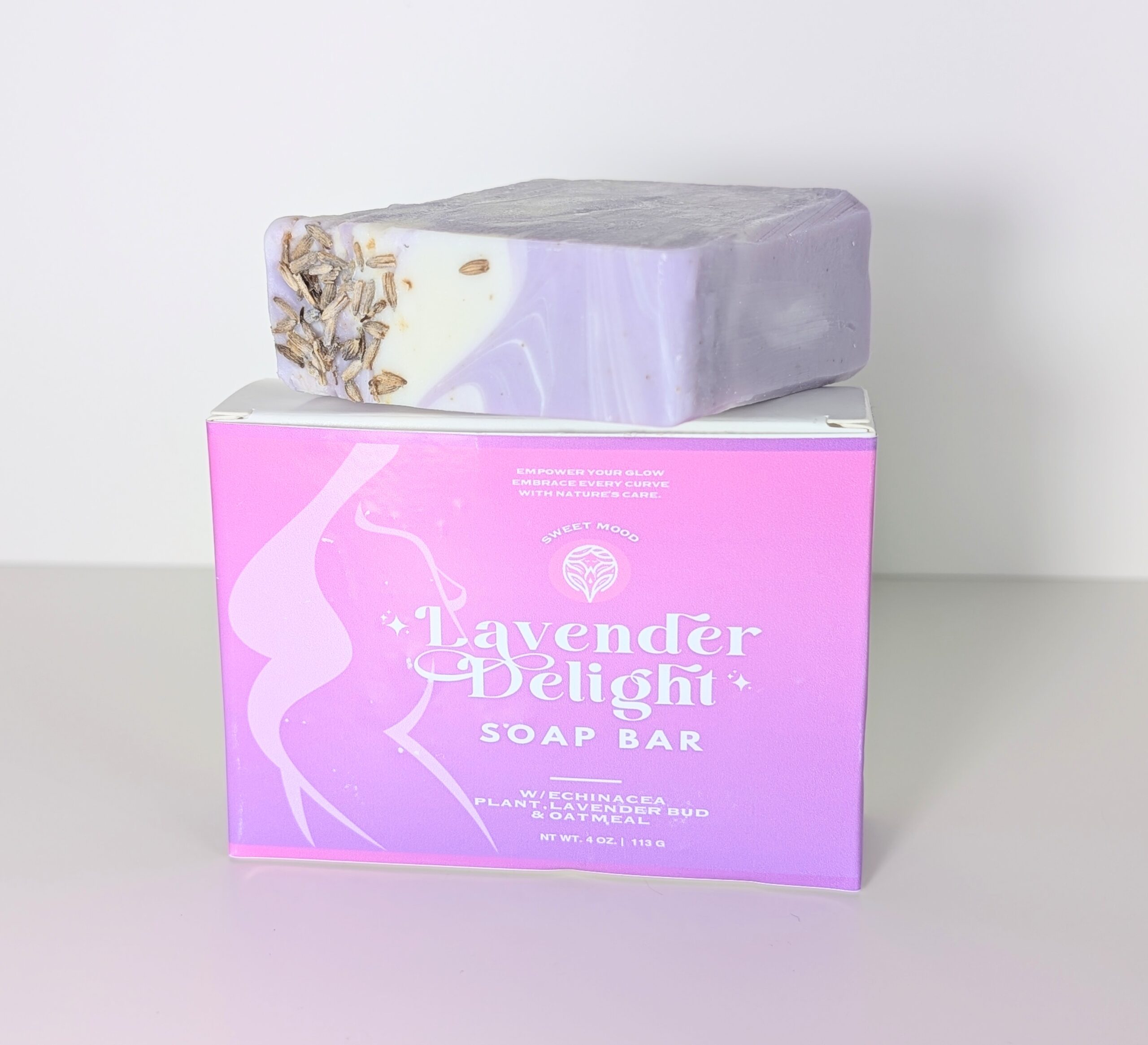 Lavender Delight Soap w/Echinacea Plant, Lavender Bud, and Oatmeal