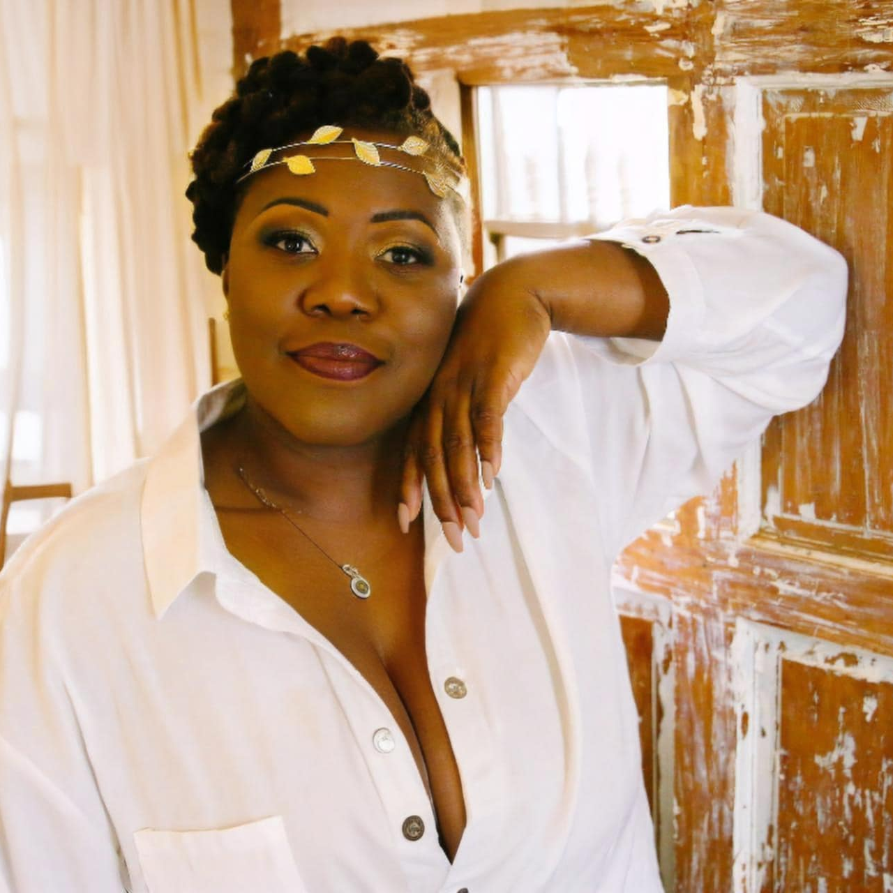 Sweet Mood Owner Cassandra Sweet Mood Owner Cassandra